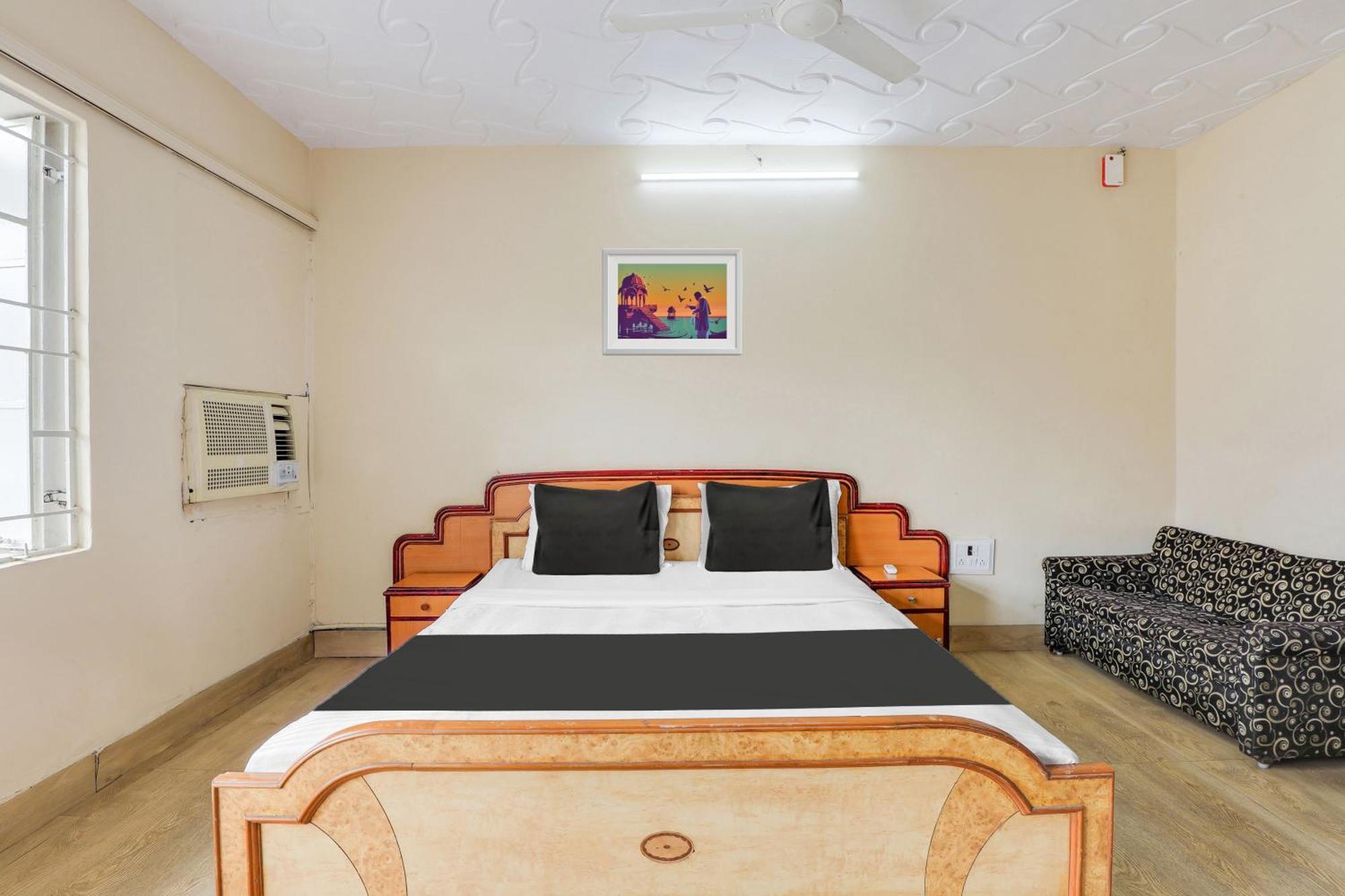 Hotel O Ellis أحمد أباد المظهر الخارجي الصورة